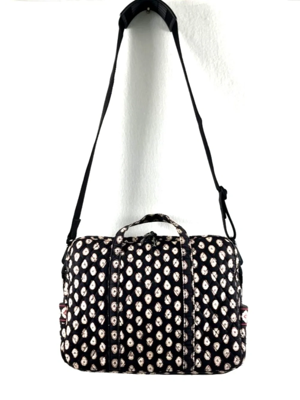 Vera Bradley Quilted Laptop Messenger Bag Classic Black Paisley Adjustable Strap